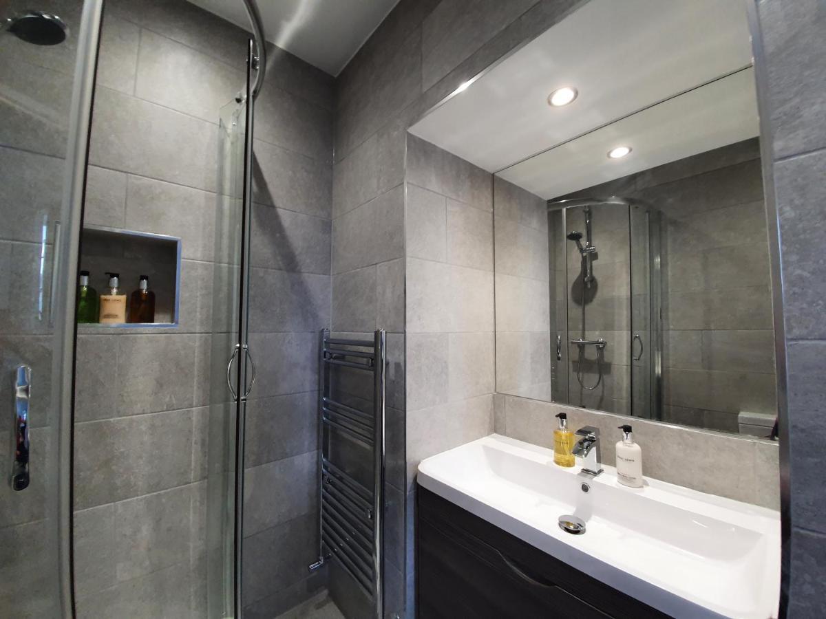 Park View Two-Bedroom Apartment Бат Екстер'єр фото