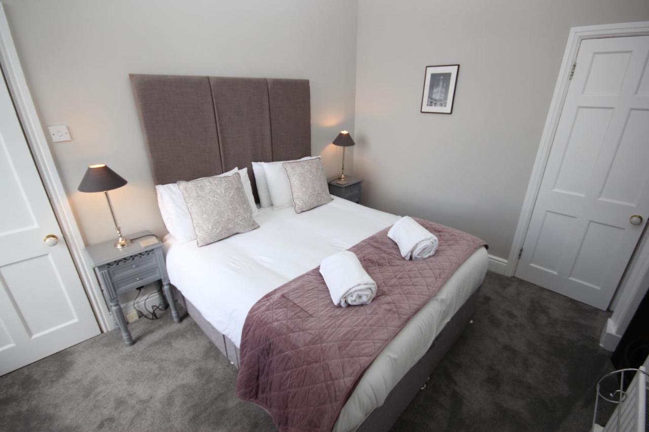 Park View Two-Bedroom Apartment Бат Екстер'єр фото