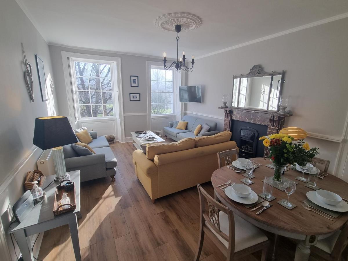 Park View Two-Bedroom Apartment Бат Екстер'єр фото