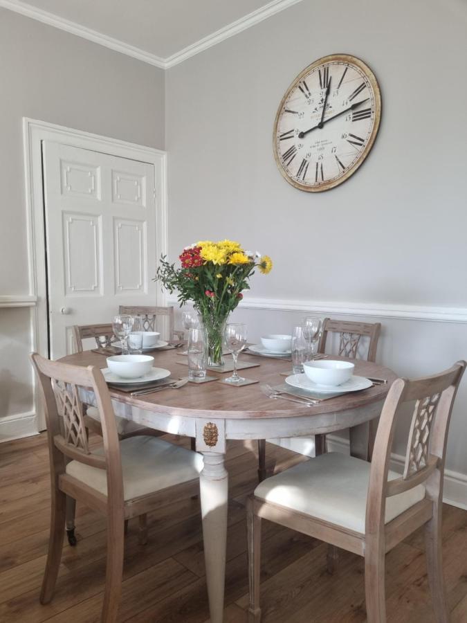 Park View Two-Bedroom Apartment Бат Екстер'єр фото