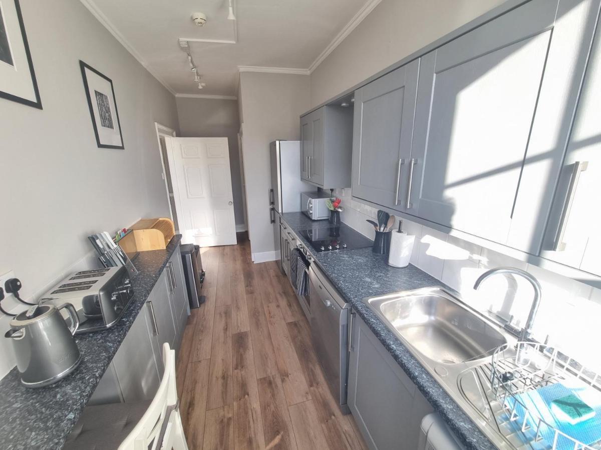 Park View Two-Bedroom Apartment Бат Екстер'єр фото